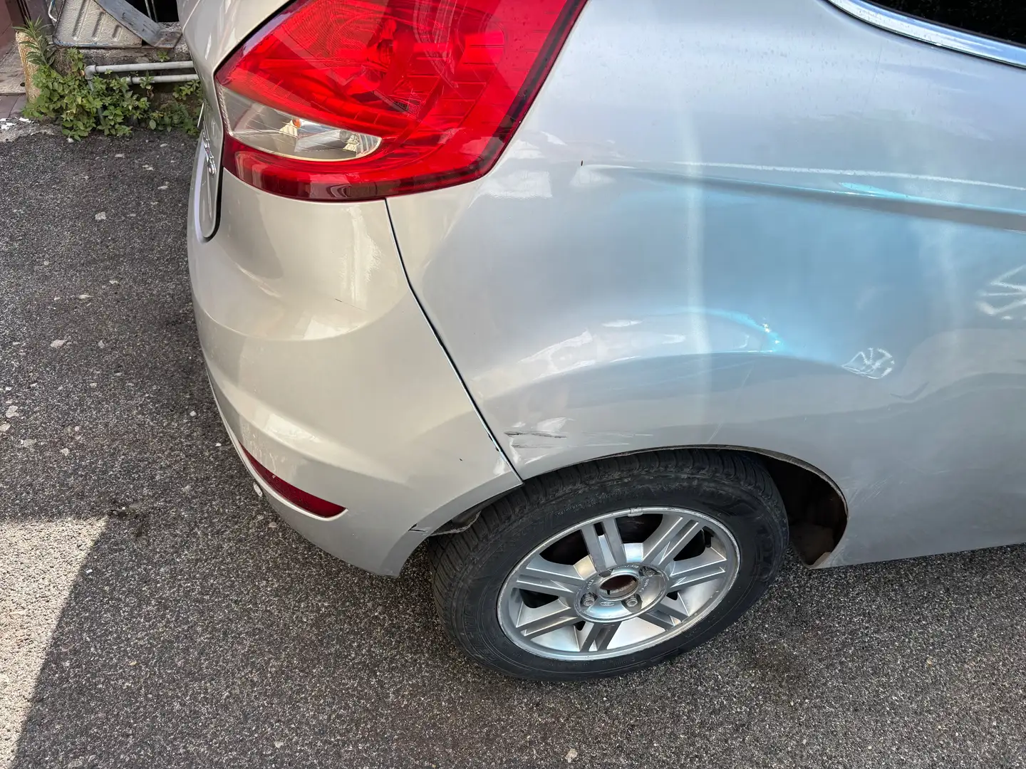 Ford Fiesta Fiesta VI 2008 3p 1.4 tdci + Argent - 2