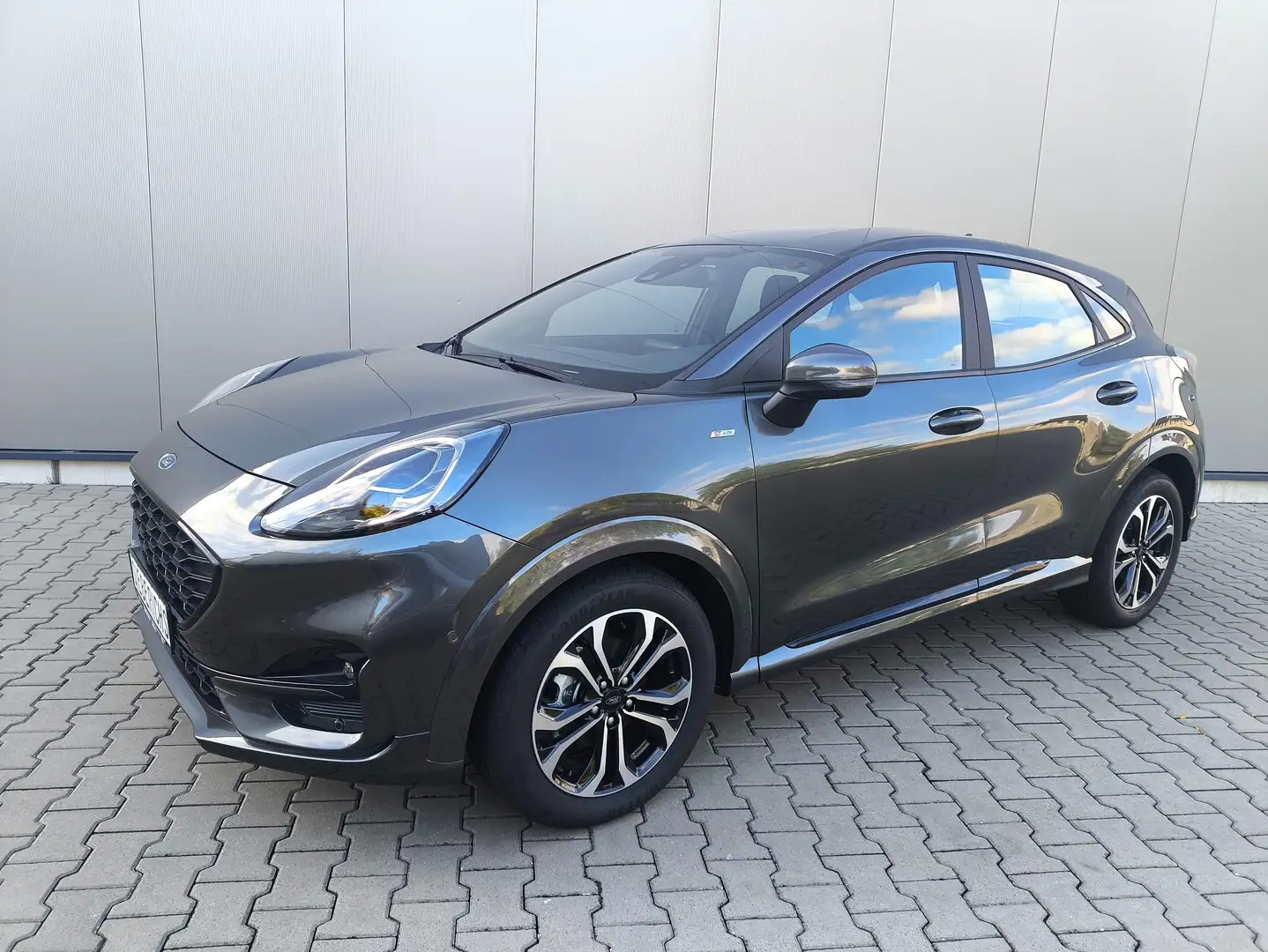 Ford Puma ST-Line *Einparkassistent & Rückfahrkamera* Grau - 1