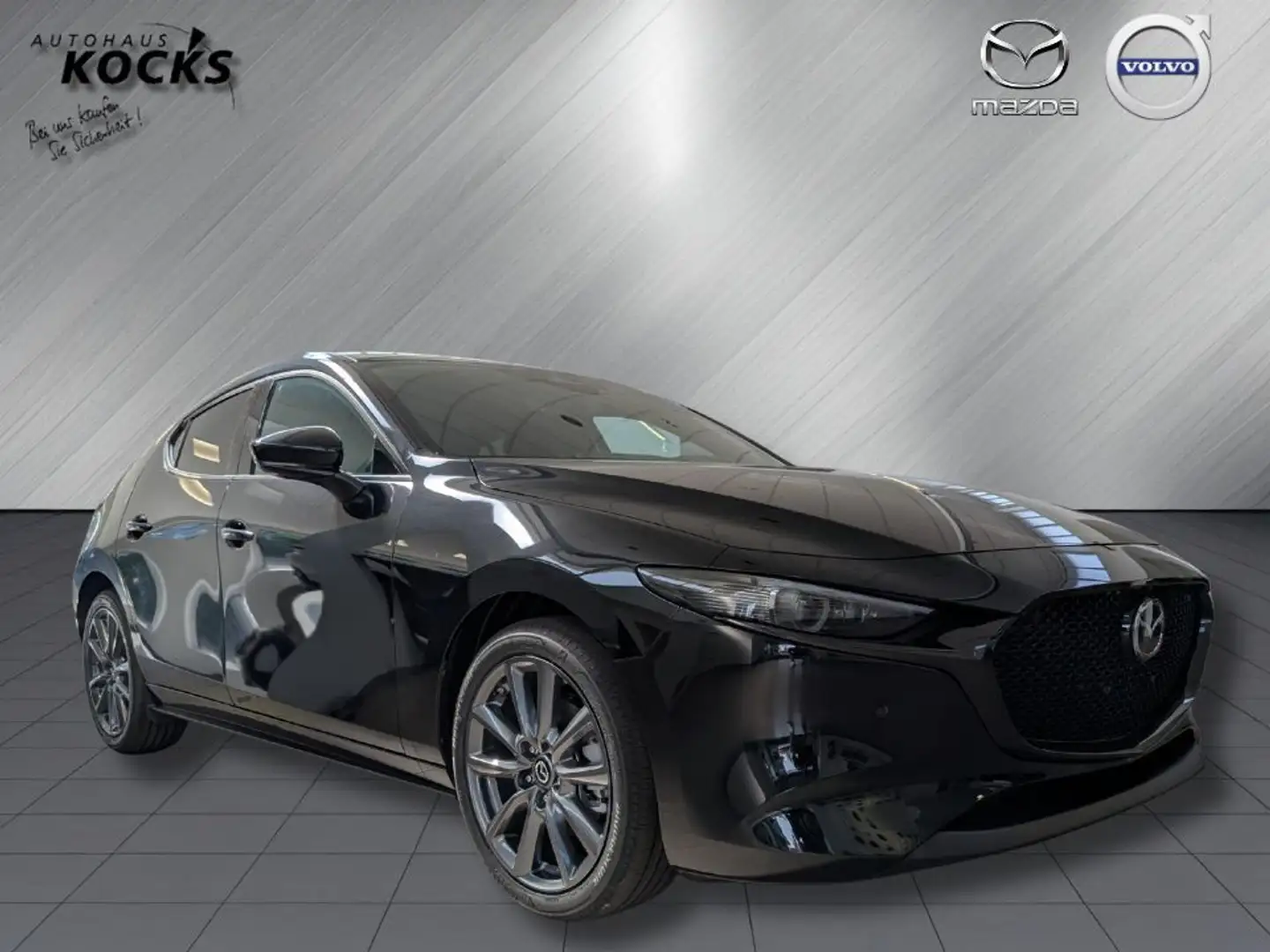 Mazda 3 2.5L e-SKY G 140ps Exclusive-line *SUMMER SALE* Zwart - 1