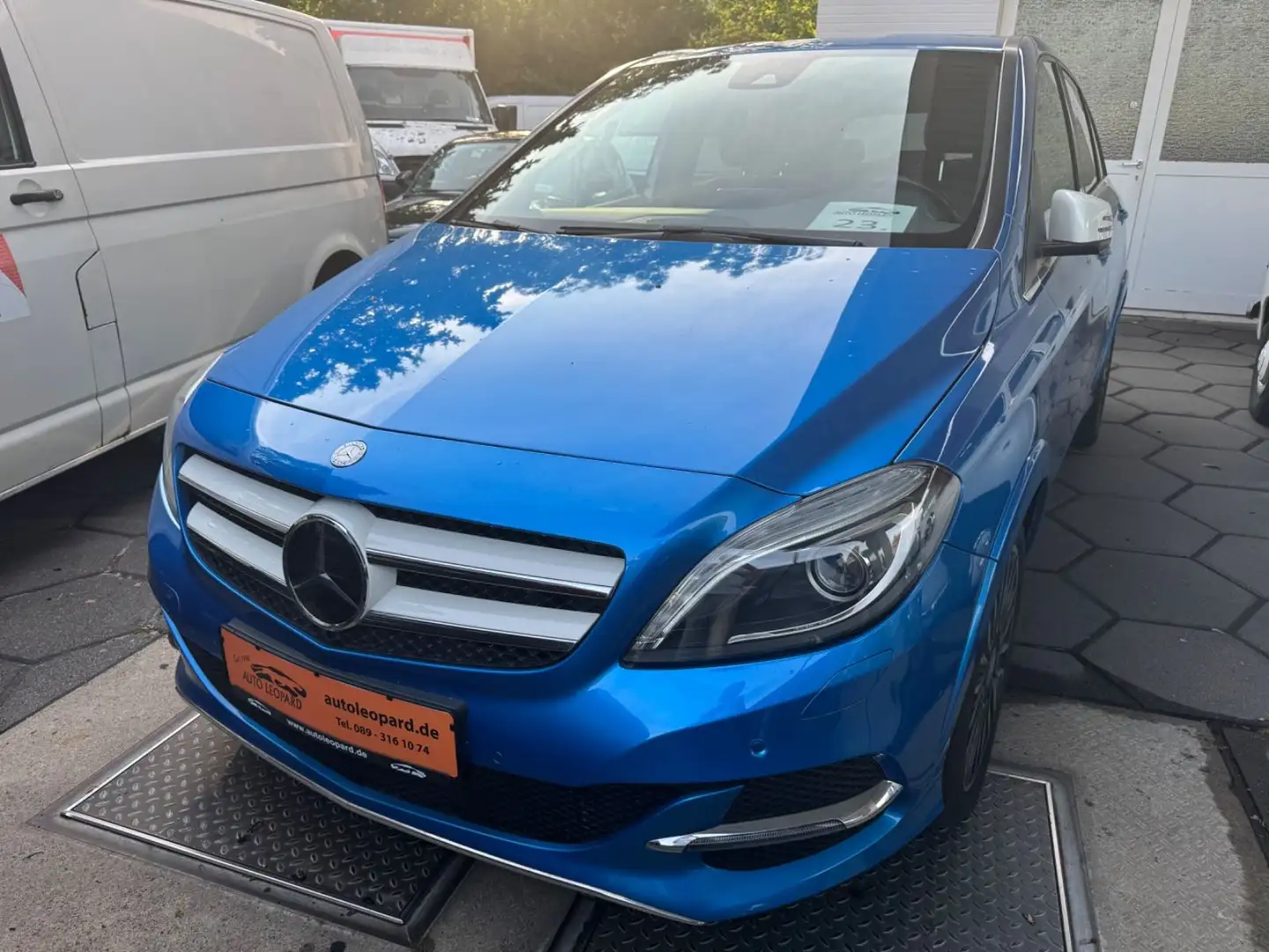 Mercedes-Benz B -Klasse B-Class 250 eDrive Blau - 1