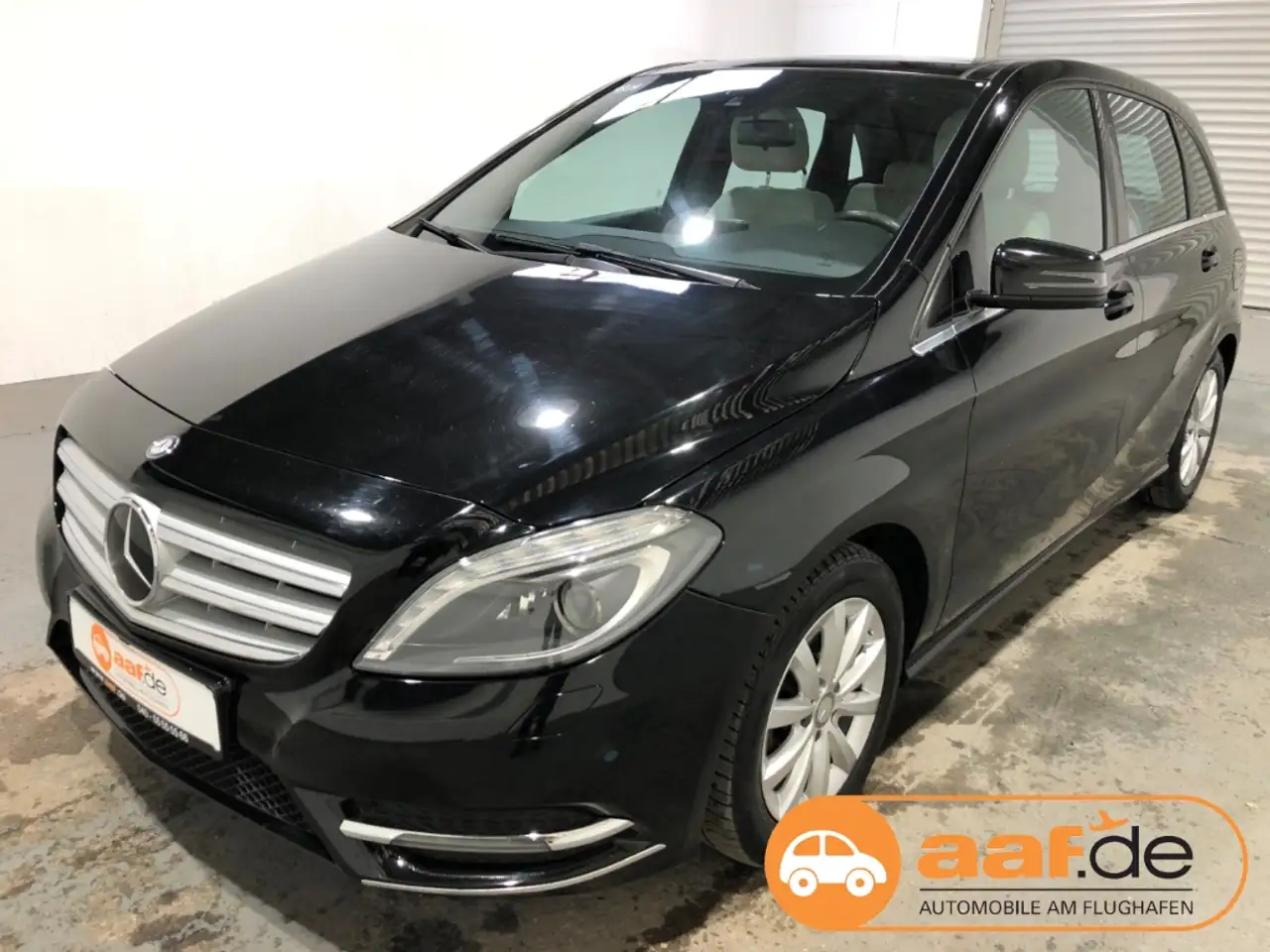 Mercedes-Benz B 220
