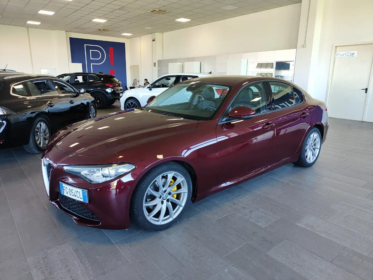 Alfa Romeo Giulia 2.2 TD 150 CV Navi Sensori Fari Xeno Cerchi 18 - 1