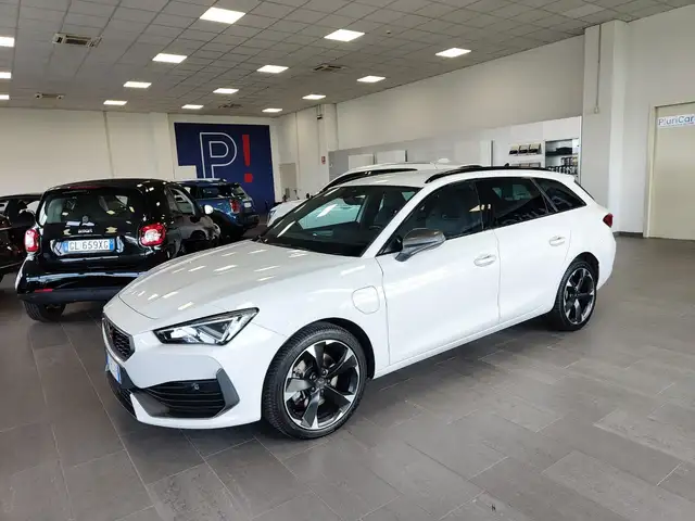 CUPRA Leon 1.4 E-HYBRID DSG Navi Sedili Sportivi Fari LED