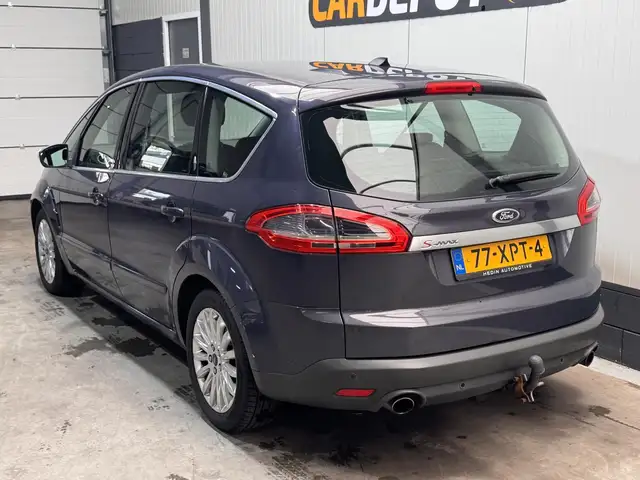 Ford S-Max view 7