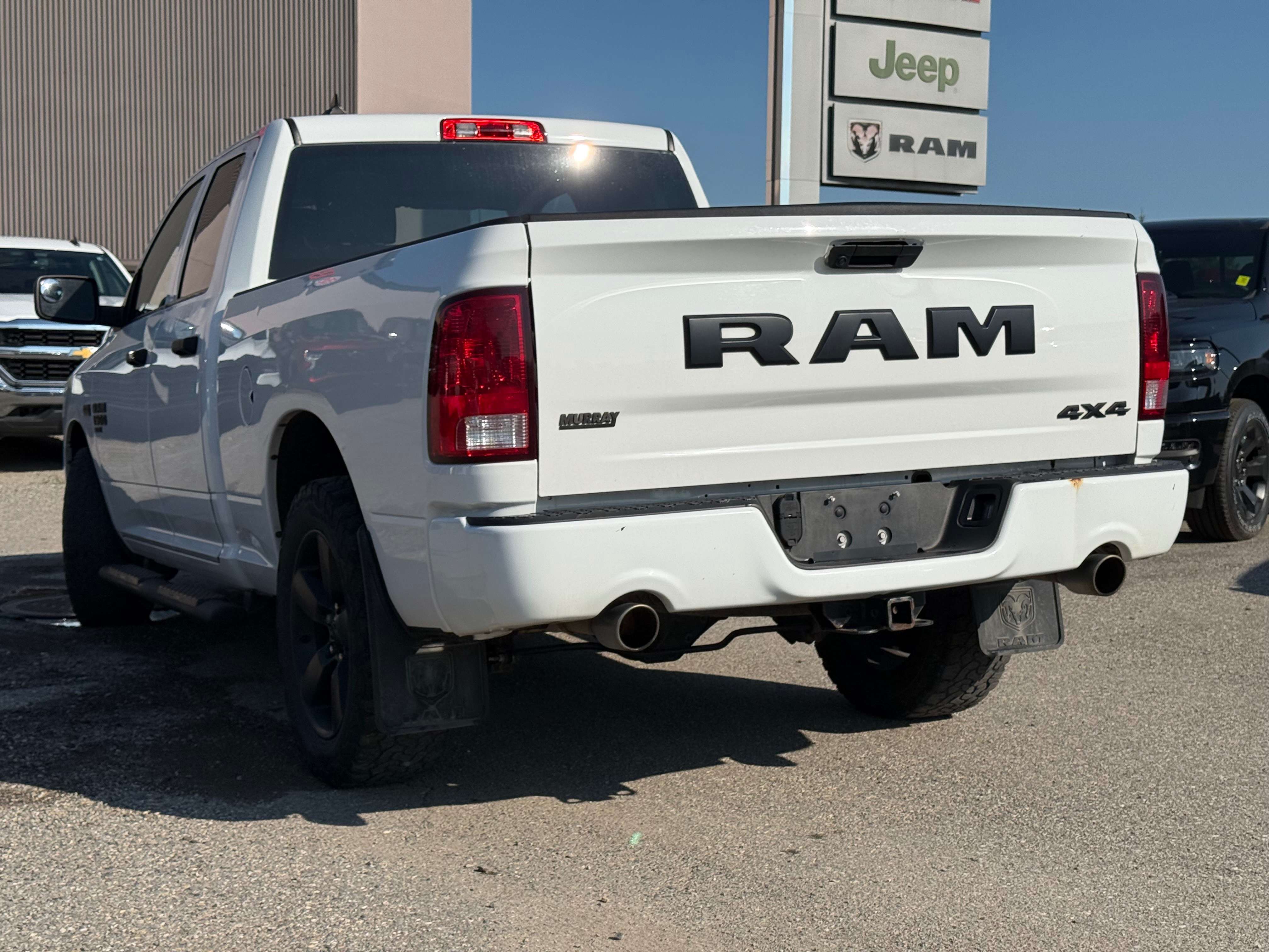 2021 RAM 1500 Express Night Edition | 57L HEMI V8 3.92s | Heated — снимка 1