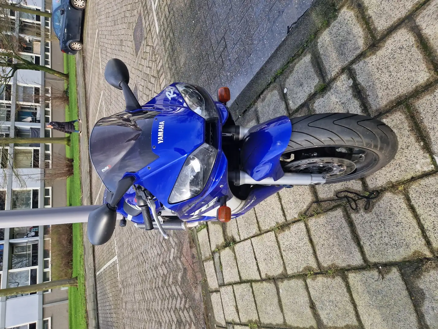 Yamaha YZF-R6 plava - 2