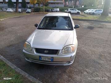 Accent 5p 1.3 12v GL Air