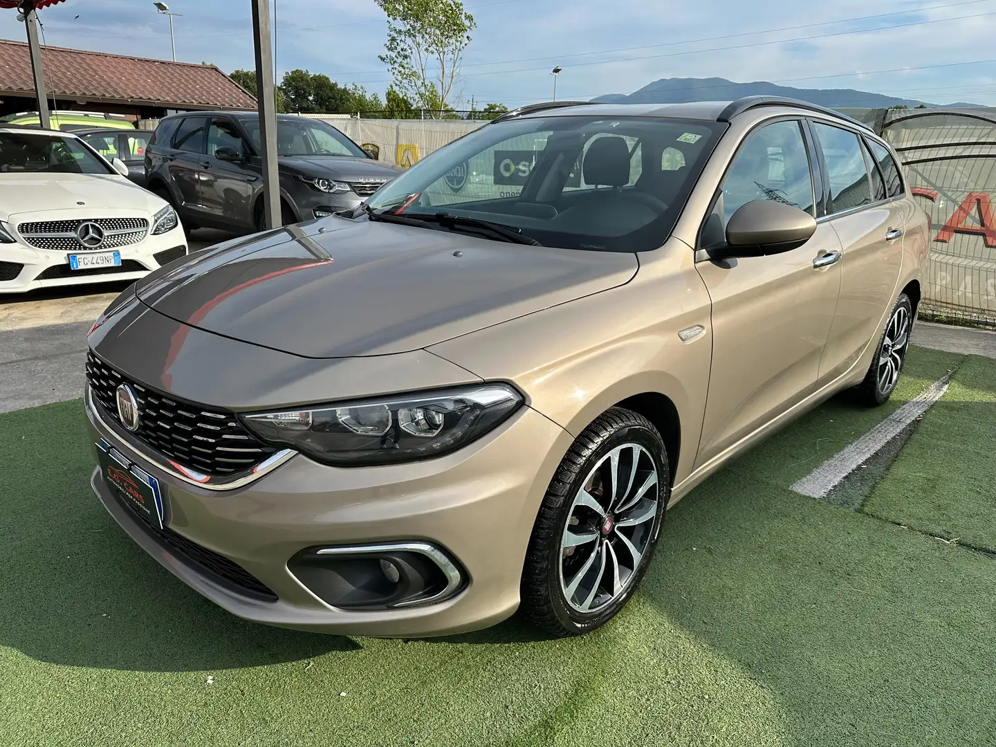 Fiat Tipo SW*1.6MJT*LOUNGE*NAVI*LED*AUT*PDC*BLUETOOTH*GANCIO Oro - 1