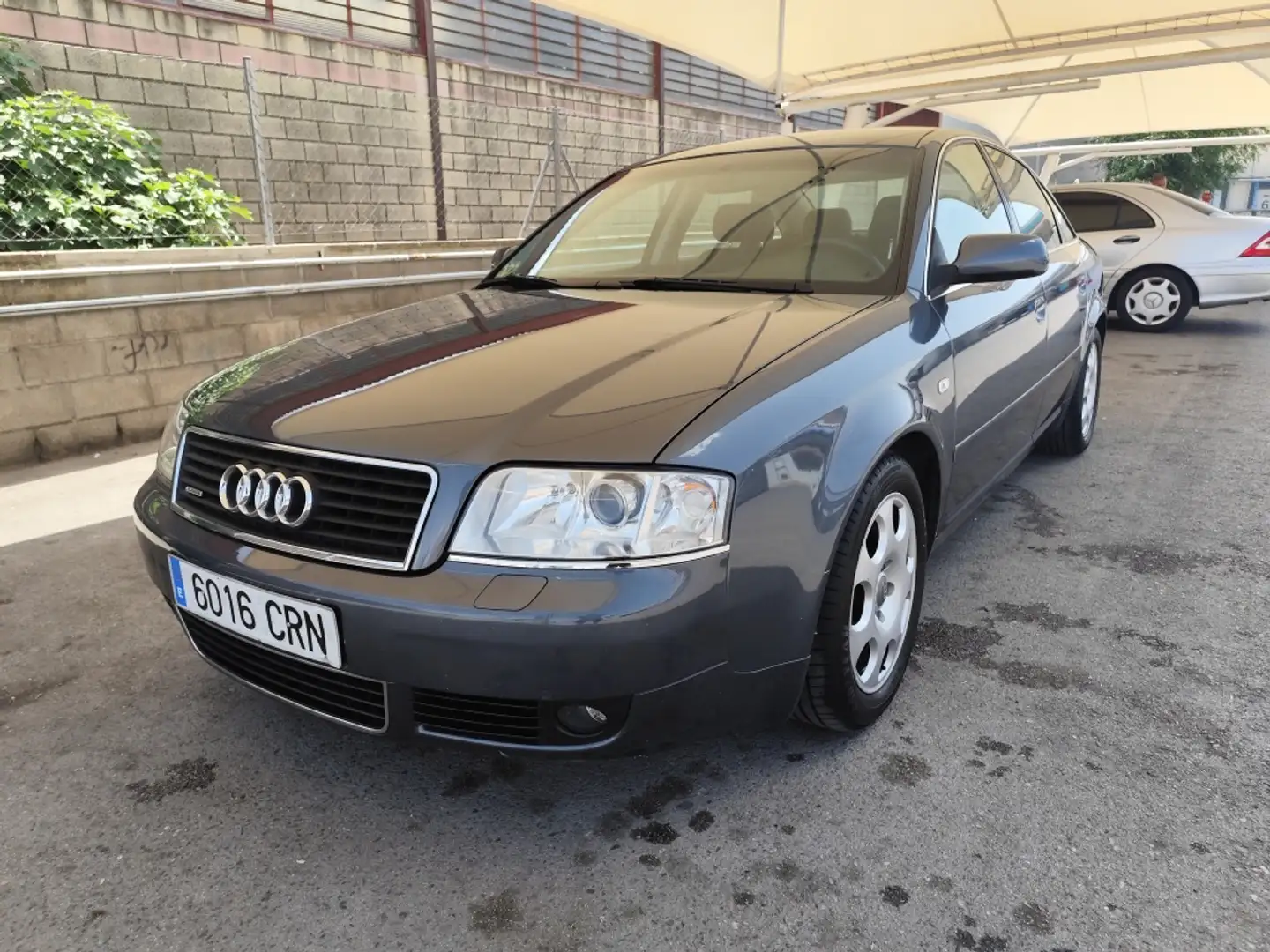 Audi A6 1.8T quattro Gris - 1