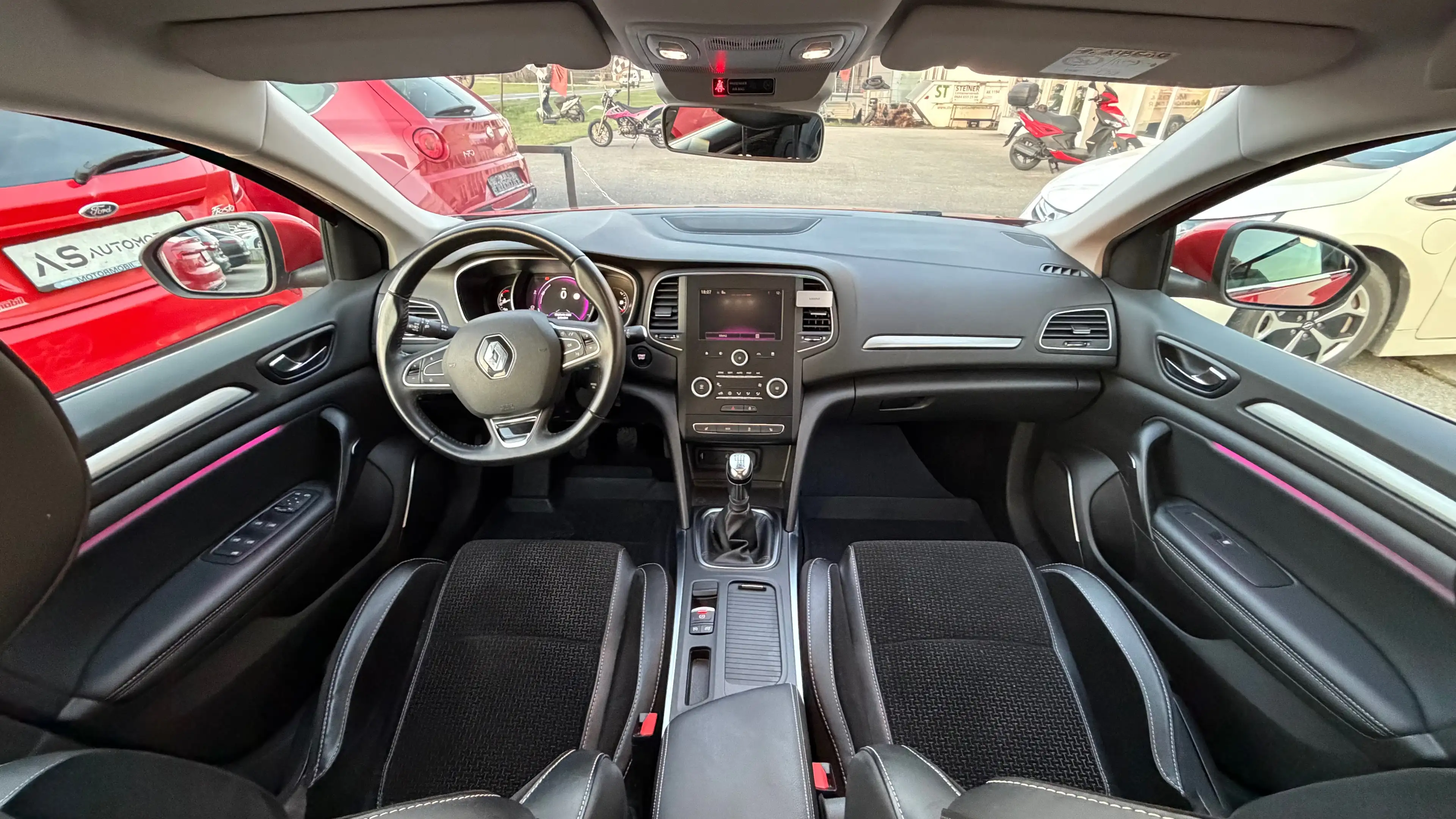 Renault Megane Megane Grandtour zen Energy TCe 100 — photo 11