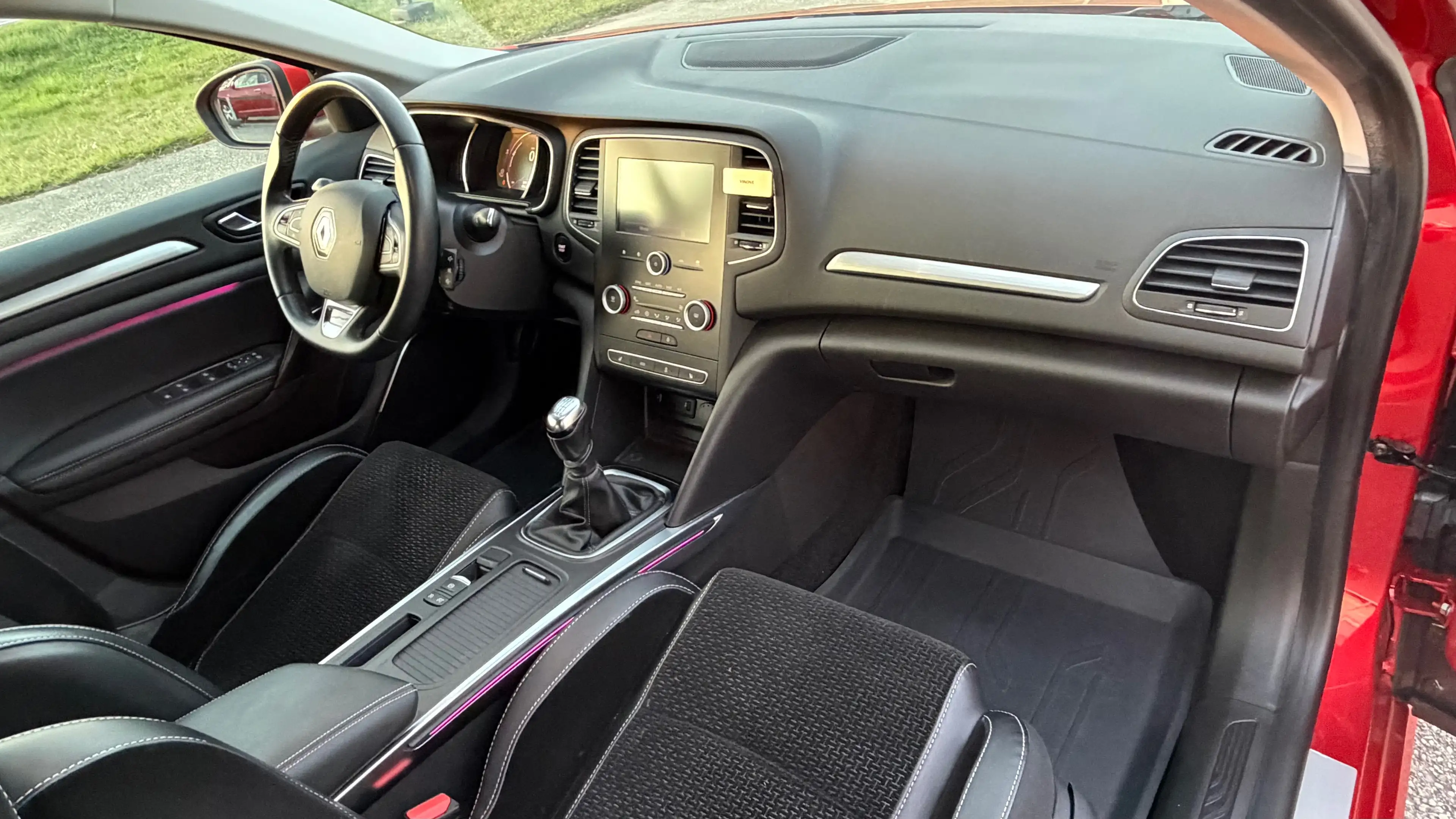 Renault Megane Megane Grandtour zen Energy TCe 100 — photo 13