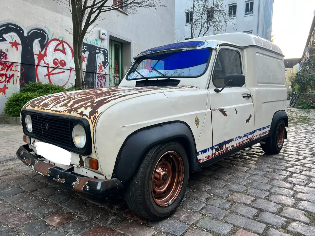 Renault R 4 F4 Kastenwagen Unikat Rat Look Top Zustand, foto 1