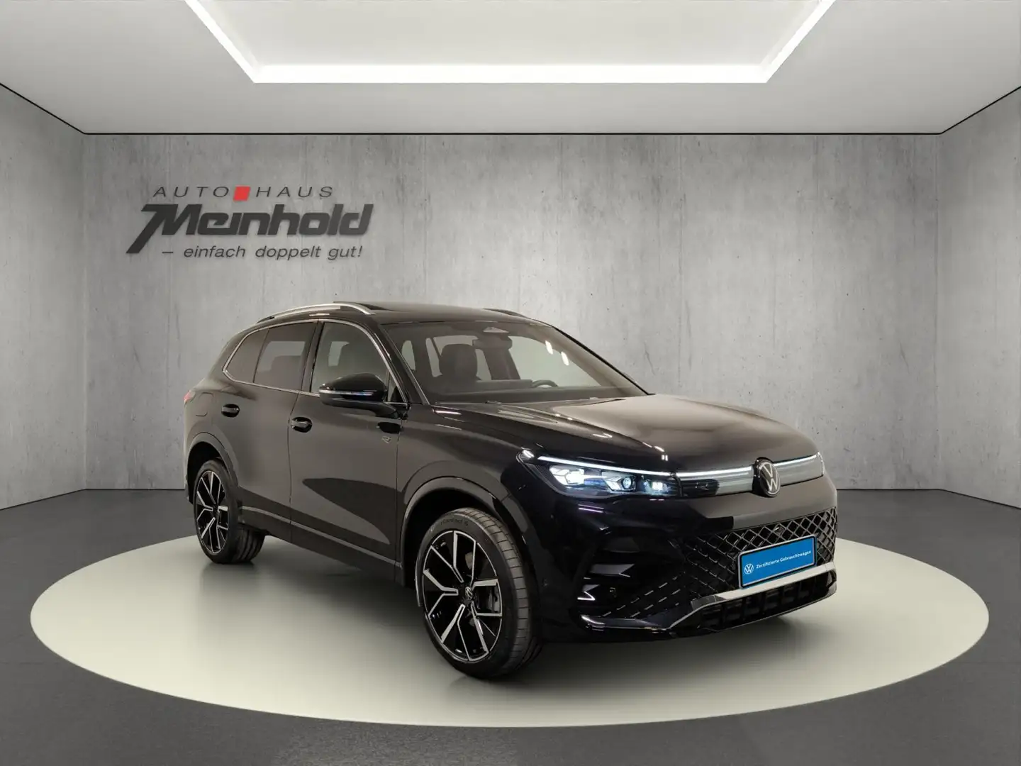 Volkswagen Tiguan 2.0 TDI DSG 4M R-Line,IQ.LIGHT,AHK,H&K,IQ Schwarz - 2
