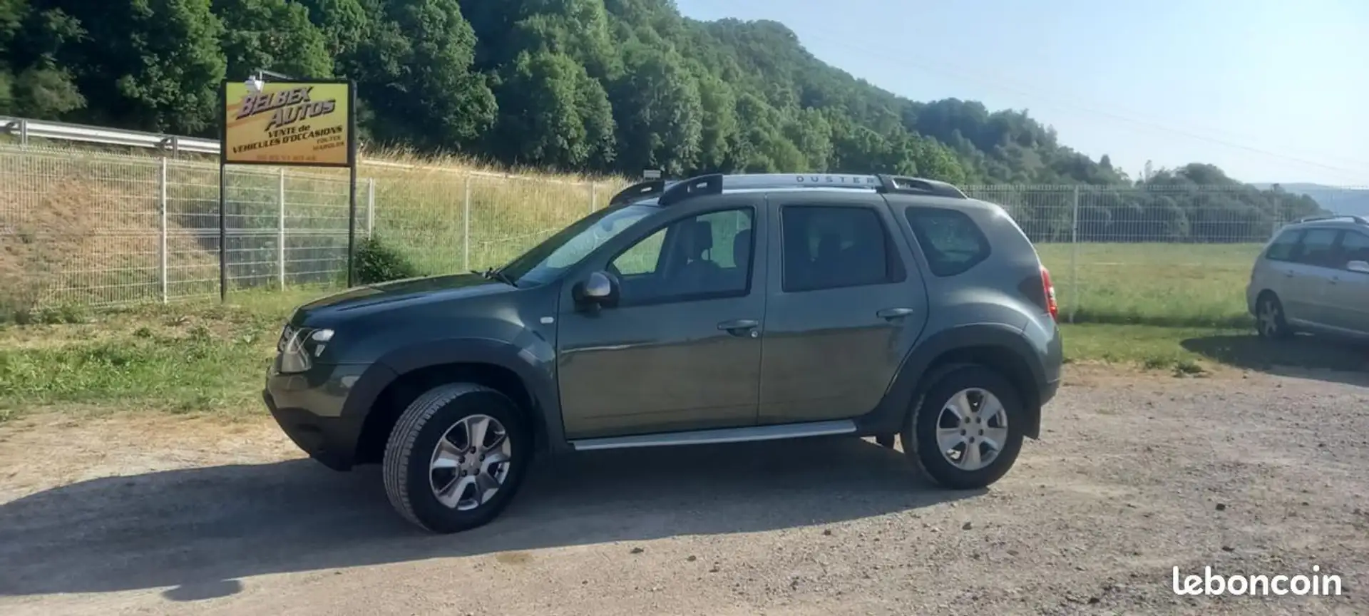 Dacia Duster 4X4 110 CV 1ere MAIN (belbex auto A YOLET) Vert - 1