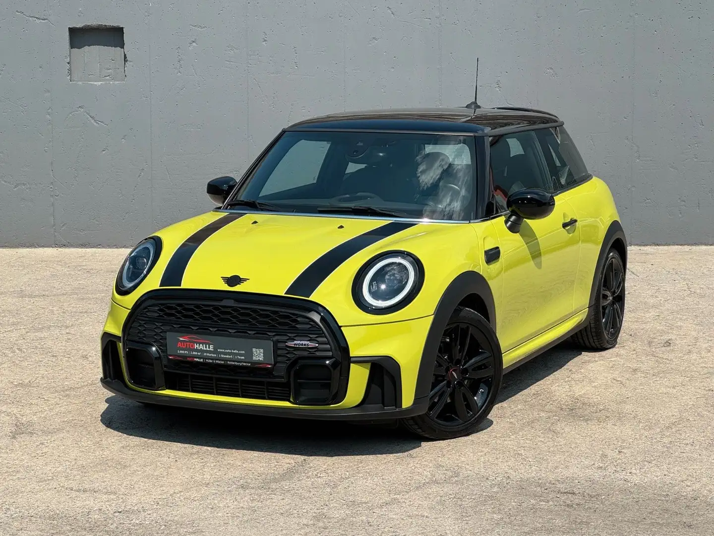 MINI Cooper 1.5 JCW-Trim Panorama CarPlay DAB LHZ Jaune - 1