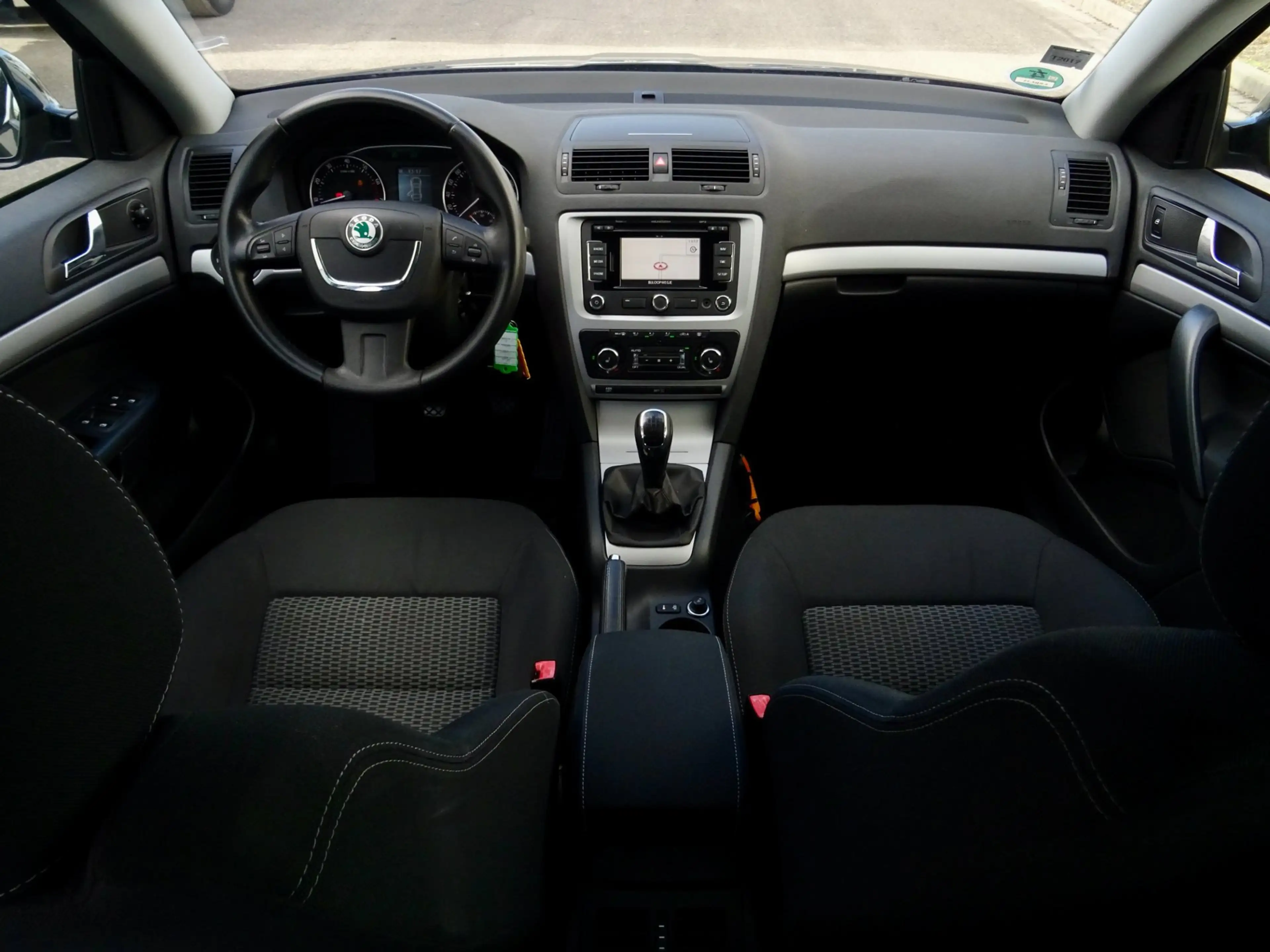 Skoda Octavia Combi 1.2 TSI Sport | Navigatie | NL | Trekhaak | — photo 9