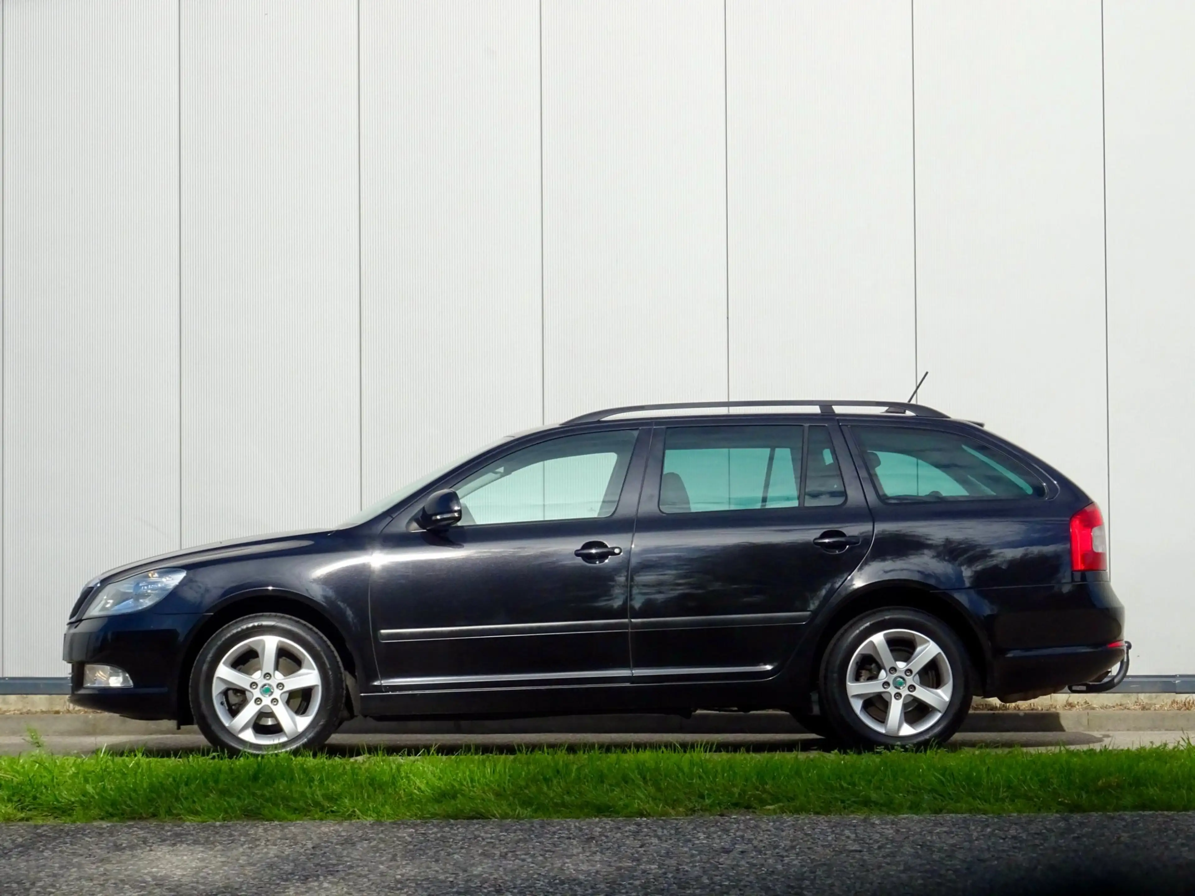 Skoda Octavia Combi 1.2 TSI Sport | Navigatie | NL | Trekhaak | — photo 5
