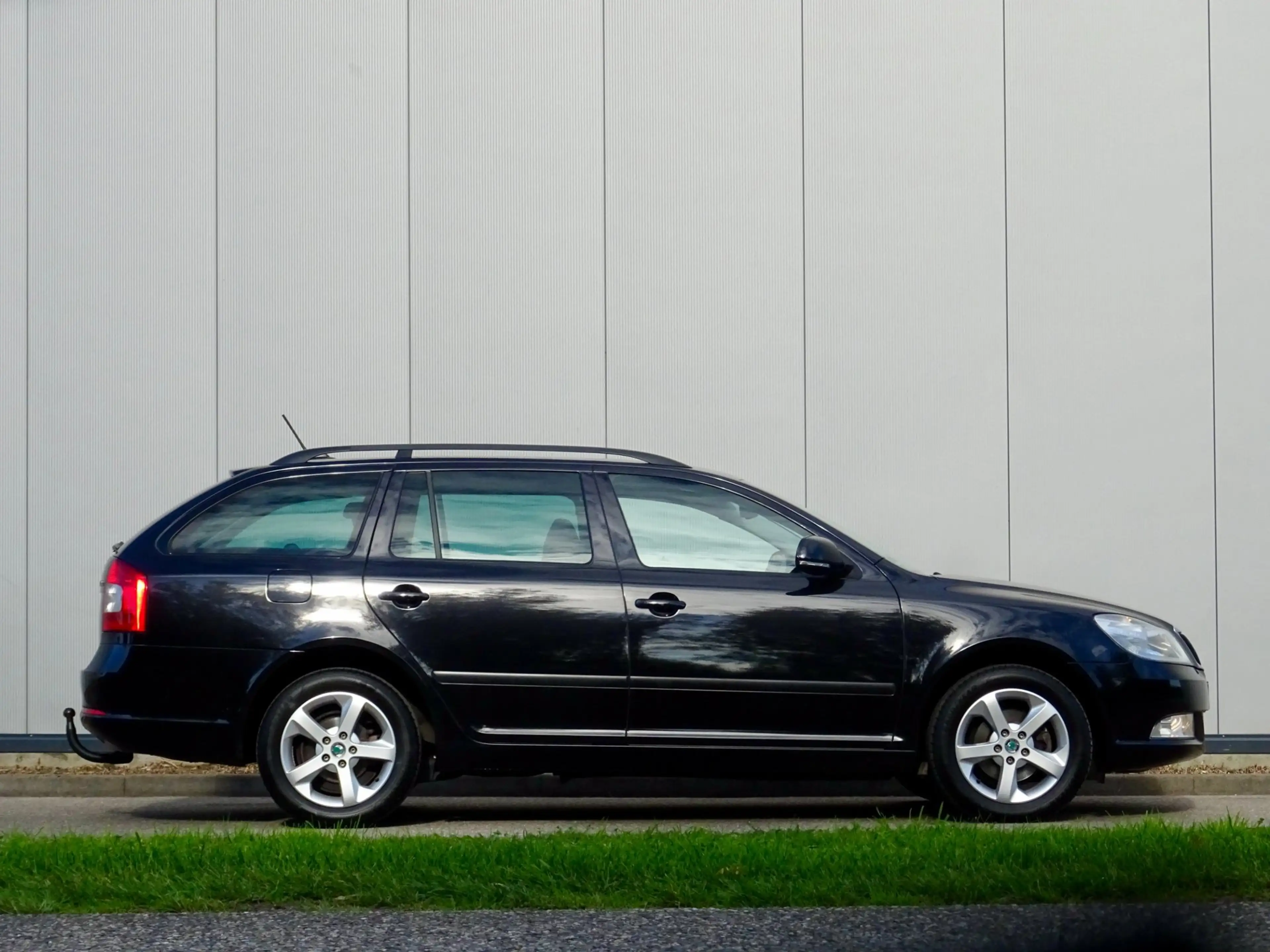 Skoda Octavia Combi 1.2 TSI Sport | Navigatie | NL | Trekhaak | — photo 6