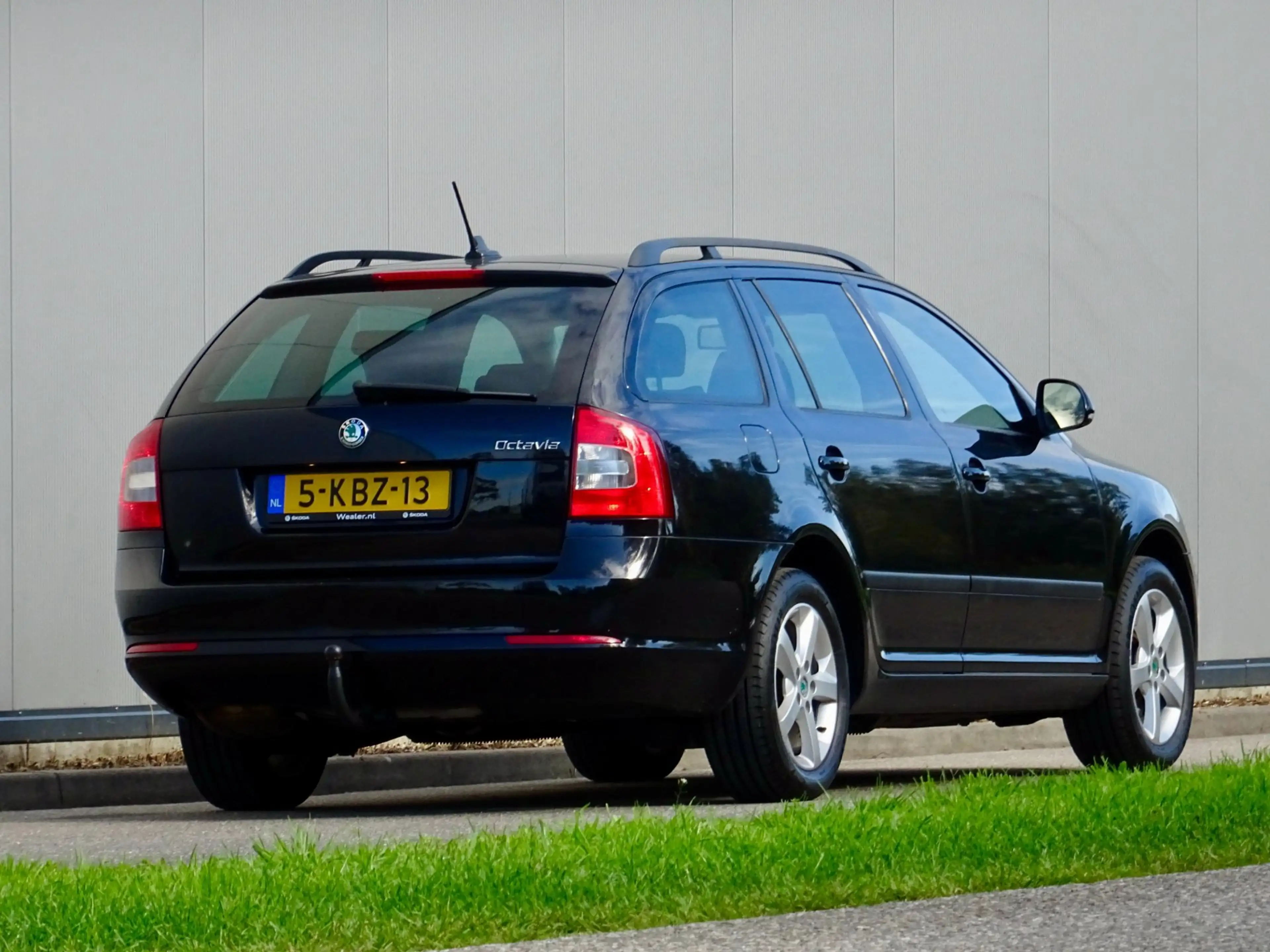 Skoda Octavia Combi 1.2 TSI Sport | Navigatie | NL | Trekhaak | — photo 2