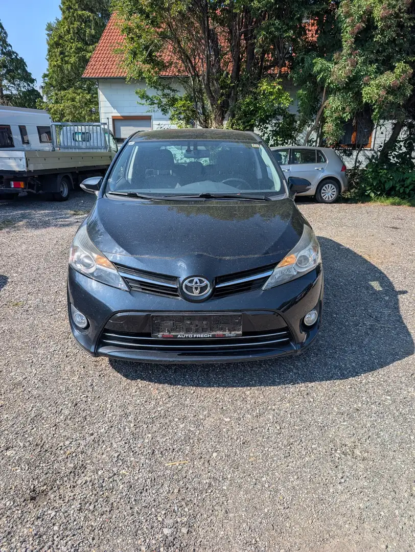 Toyota Verso 1,6 D-4D Lounge 7 SITZER PANORAMA Schwarz - 2