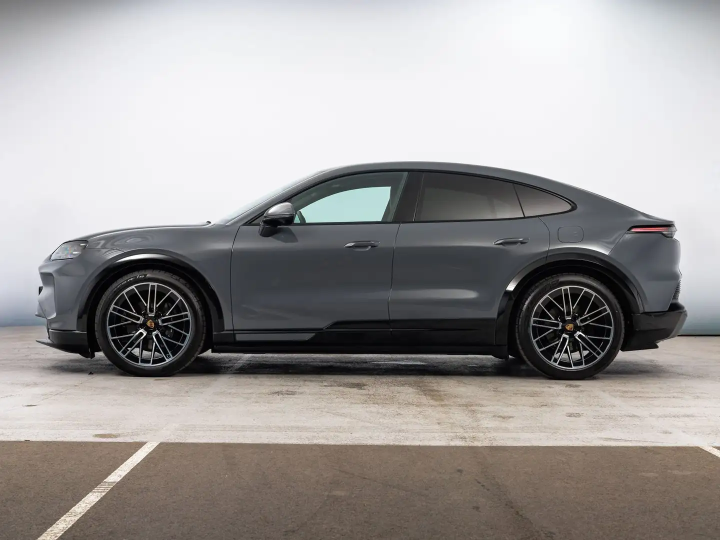 Porsche Cayenne Coupé Grau - 2