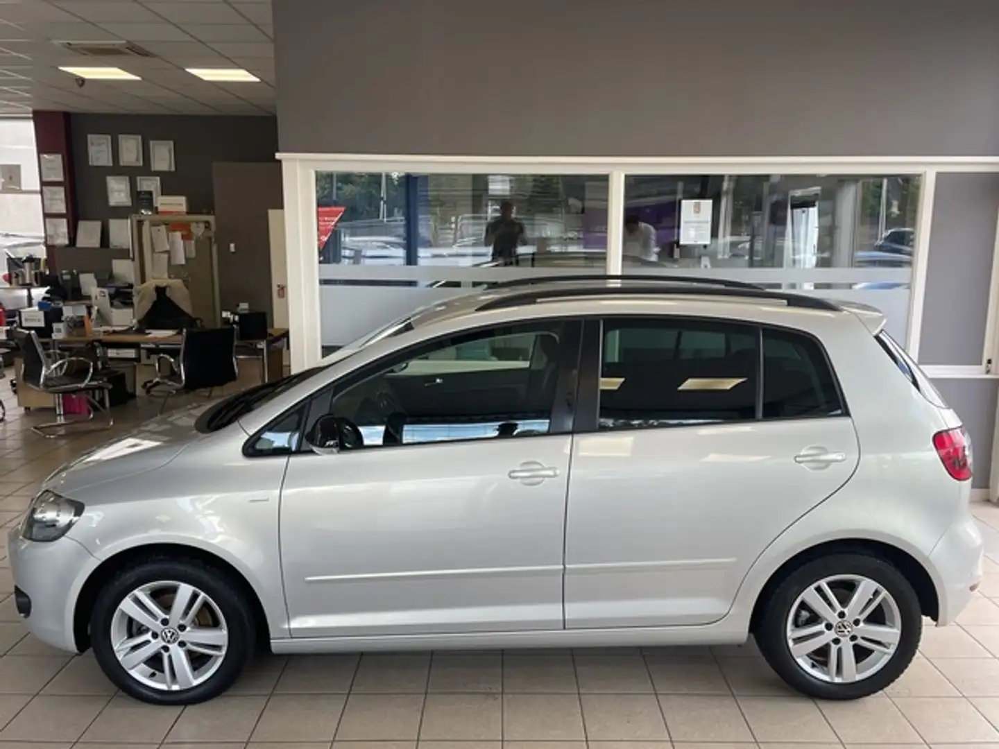 Volkswagen Golf Plus VI Match T-Leder Navi PDC Android Gris - 1