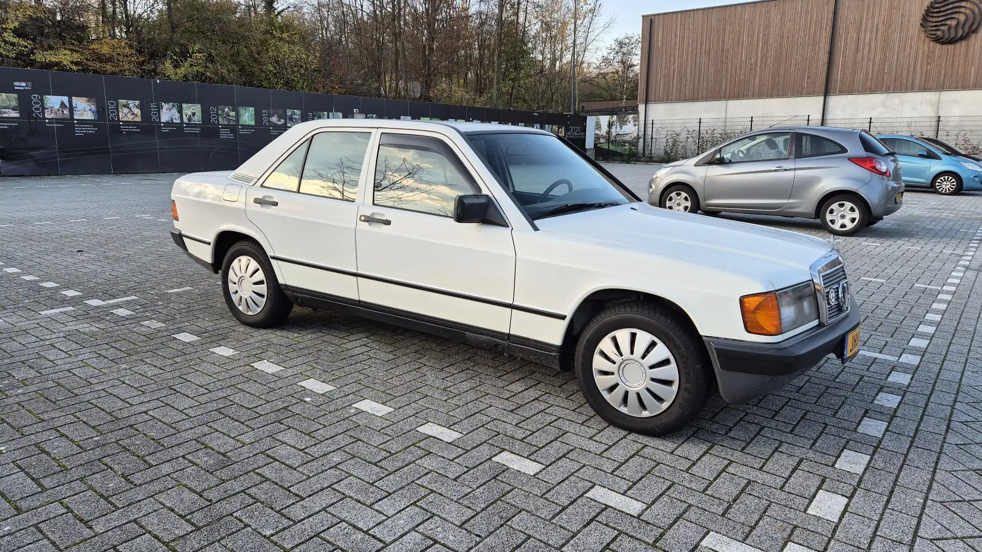 Mercedes-Benz 190 2.0 Diesel 1984 oldtimer Blanco - 2