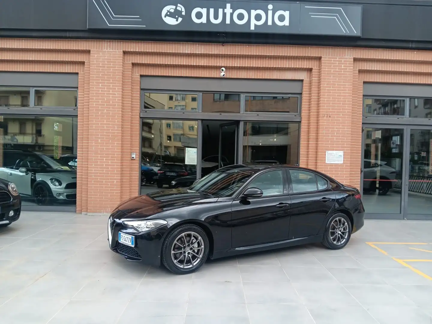 Alfa Romeo Giulia Giulia 2.2 t B-Tech 160cv auto Fekete - 2