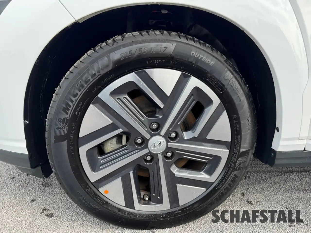 Hyundai KONA EV Trend 3-Phasen WÄRMEPUMPE KrellSound NAVI PDC V 14