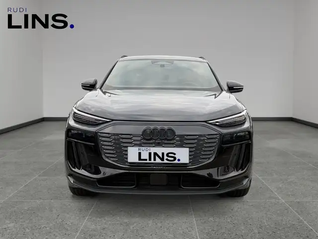 Audi Q6 E-Tron view 3