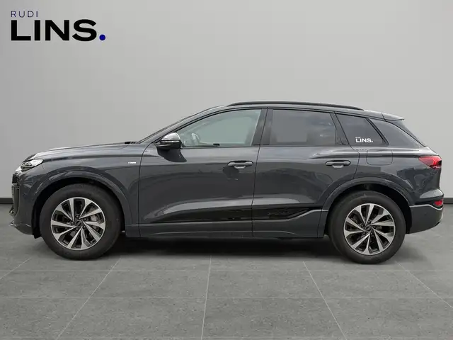 Audi Q6 E-Tron view 5