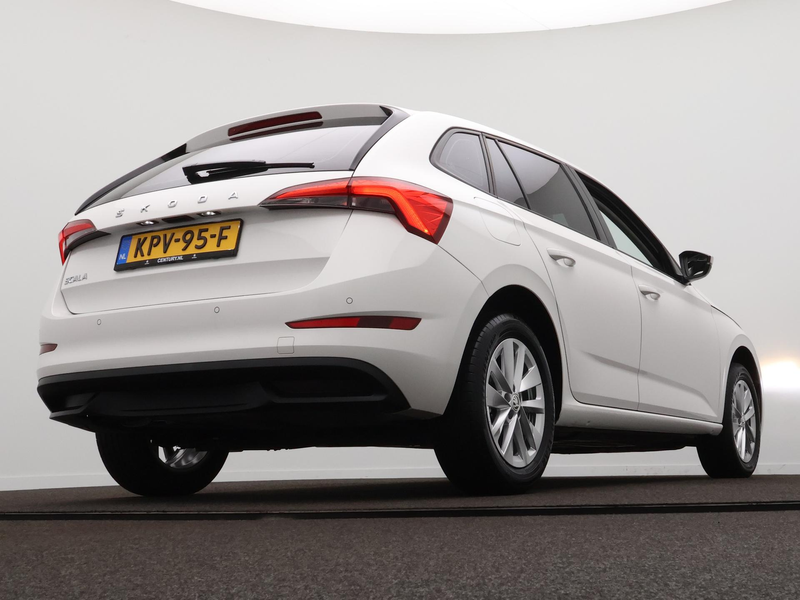 Skoda Scala 1.0 TSI Ambition Automaat | PDC | Clima | Cruise | — photo 11