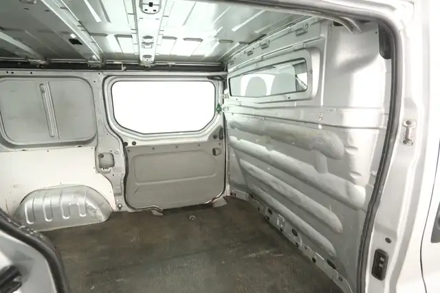 Opel Vivaro view 20