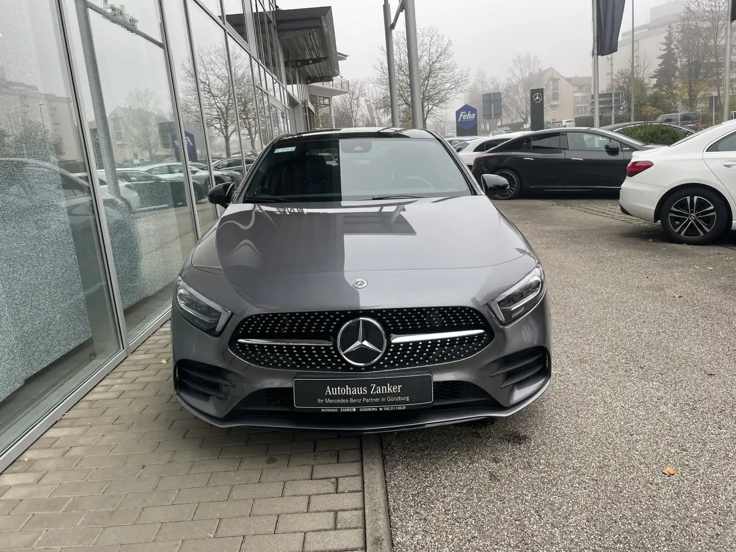 Mercedes-Benz A 250 A 250 Limousine AMG *PANO*BURMESTER*NIGHT*AMBI* Grau - 2