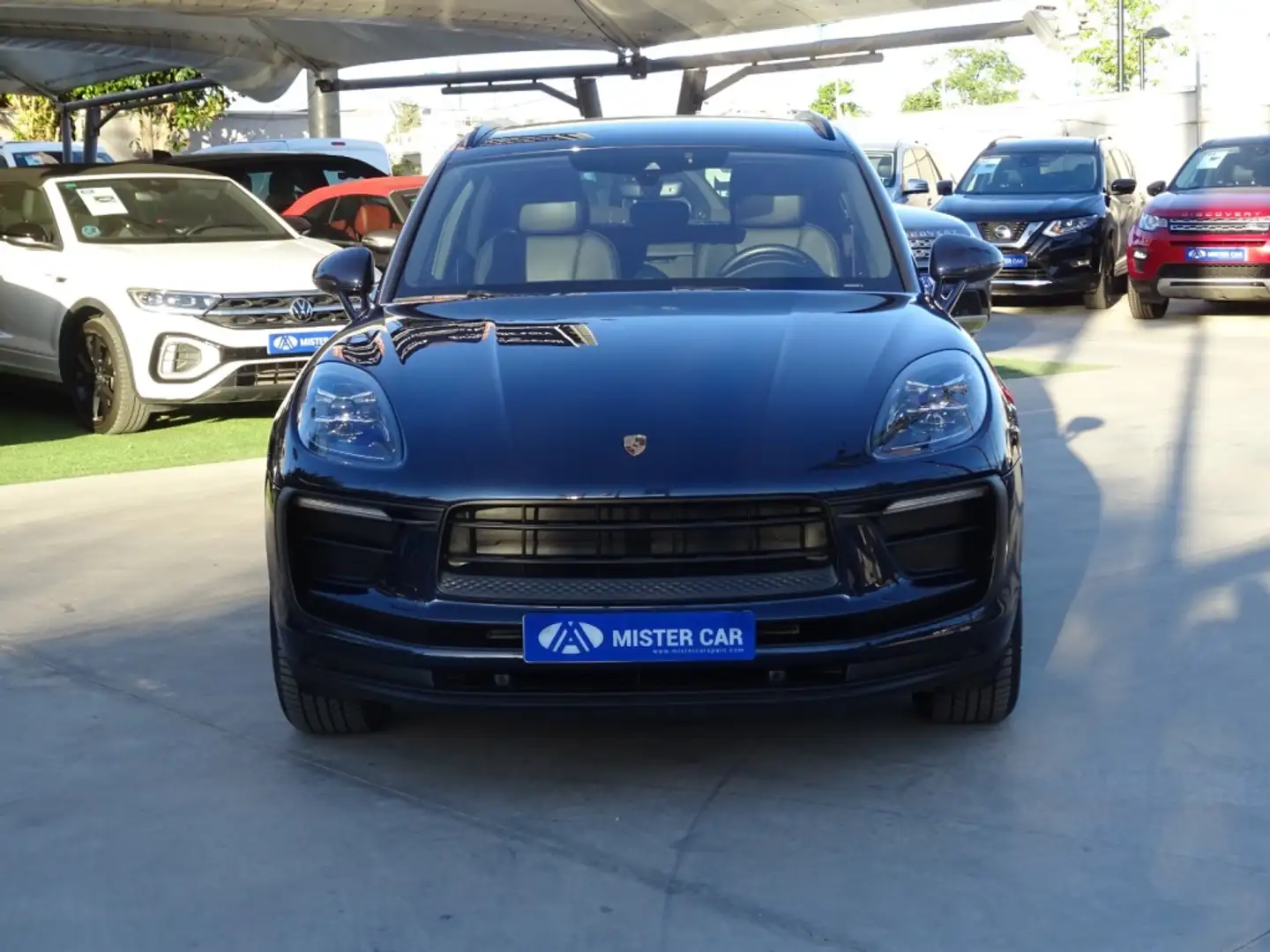 Porsche Macan Aut. Negro - 2