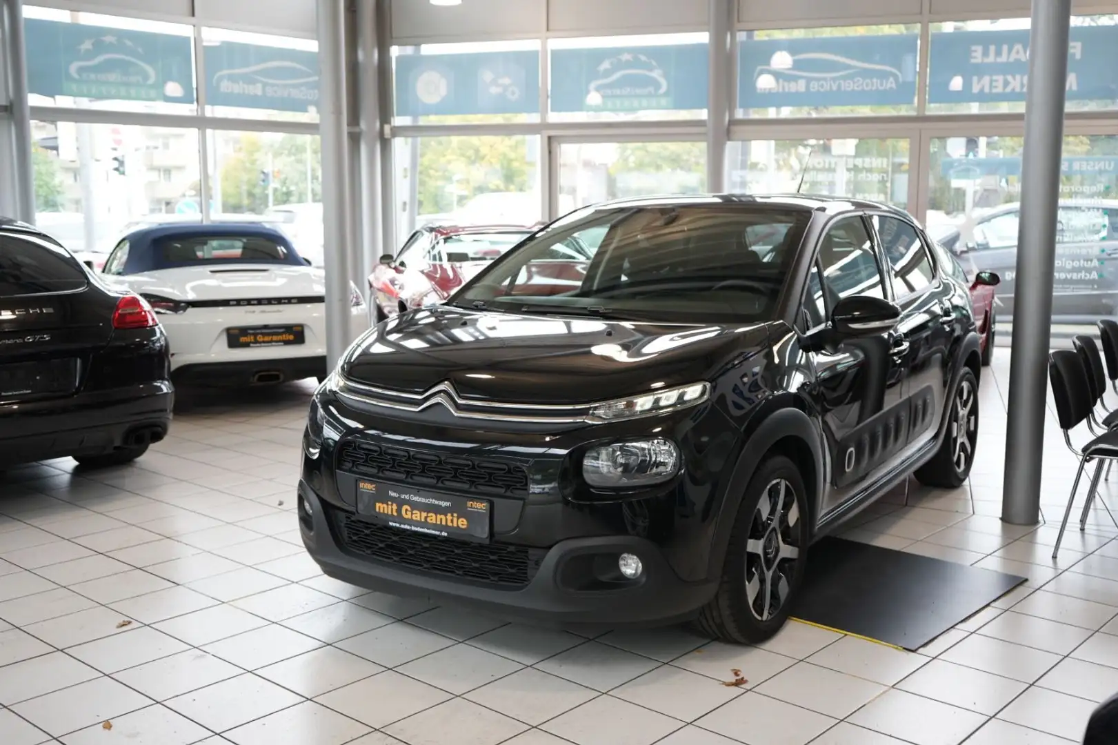 Citroen C3 Shine *1.Hand *PDC+Kamera Schwarz - 2