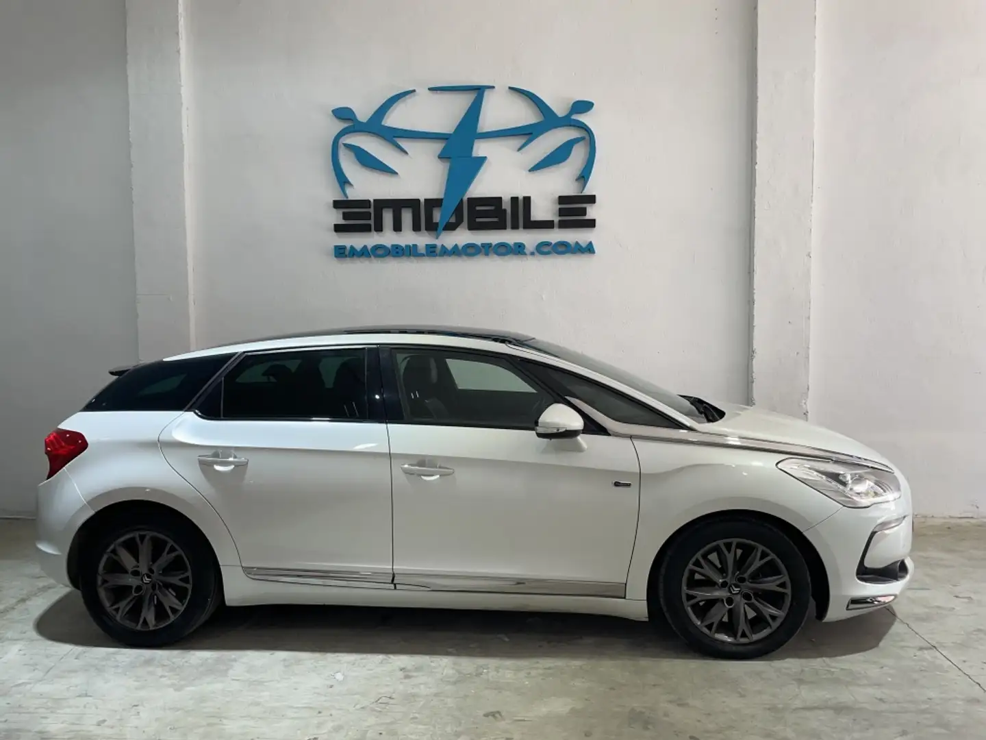 DS Automobiles DS 5 Hybrid 4x4 Sport Blanco - 2