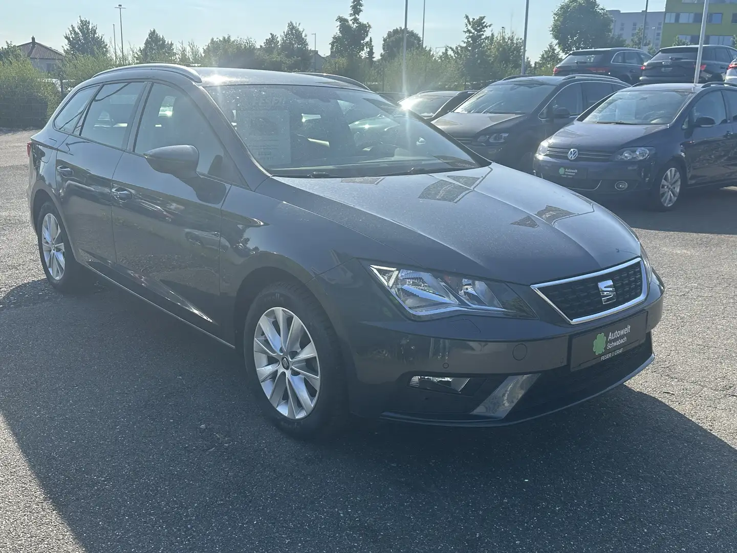 SEAT Leon Sportstourer Style 1.0 TSI LEDER PDC KLIMA Grau - 2