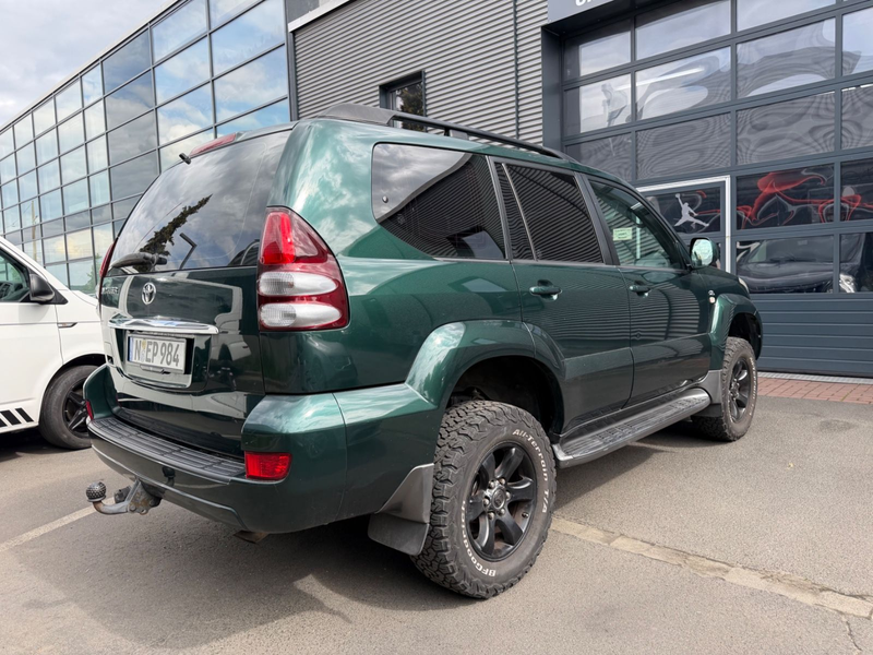 Toyota Land Cruiser 3.0 D-4D*OME FAHRWERK*STANDHEIZUNG* — photo 8