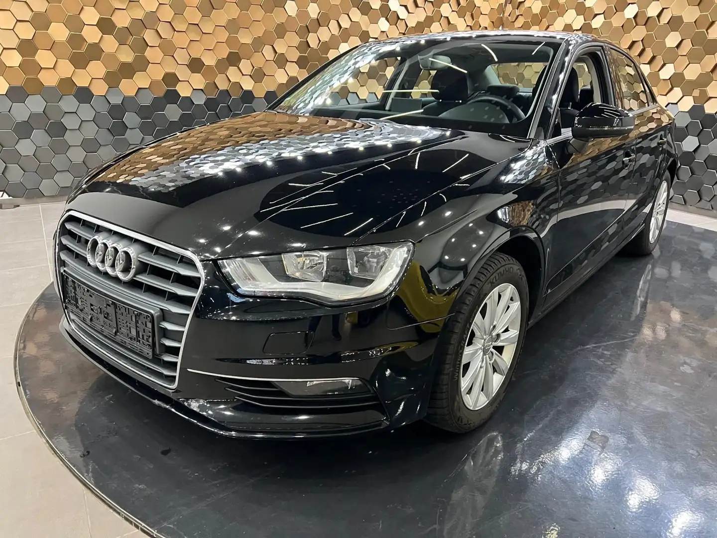 Audi A3 Limousine /Klima/Navi/Sitzheizung/ Nero - 1
