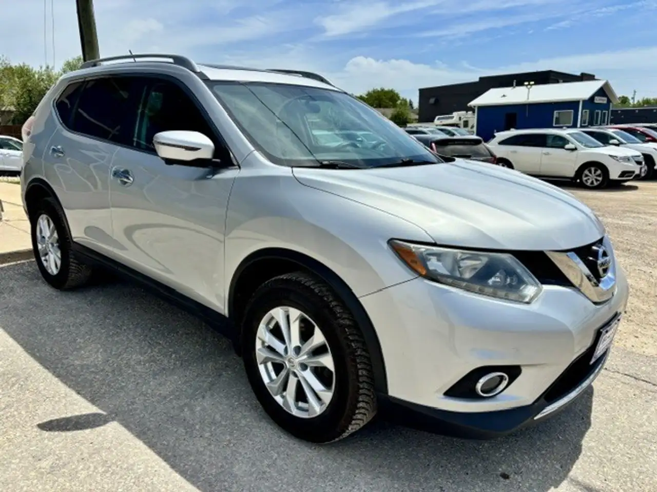 Nissan Rogue снимка Nissan Rogue
