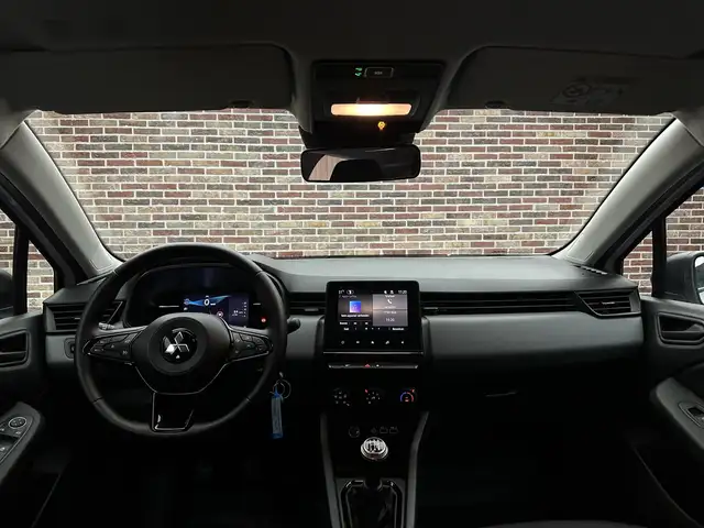 Mitsubishi Colt view 14