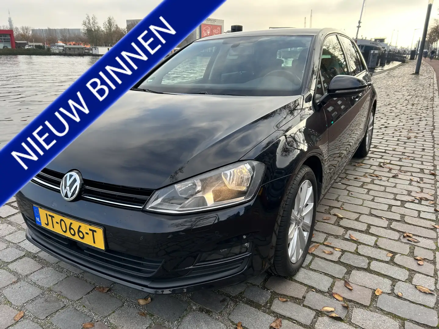Volkswagen Golf 1.6 TDI Highline automaat navi airco/ecc Noir - 1