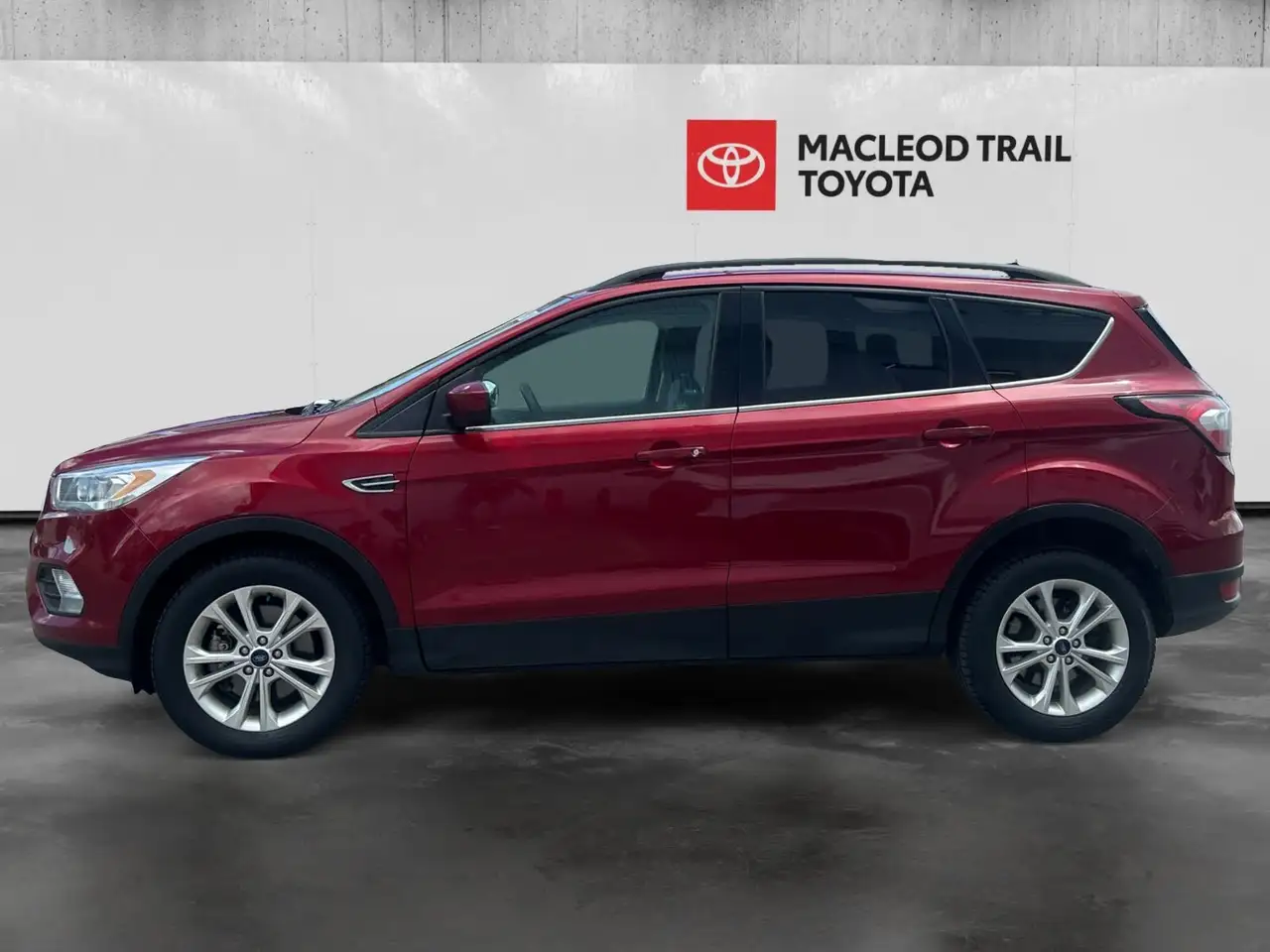 Ford Escape снимка Ford Escape