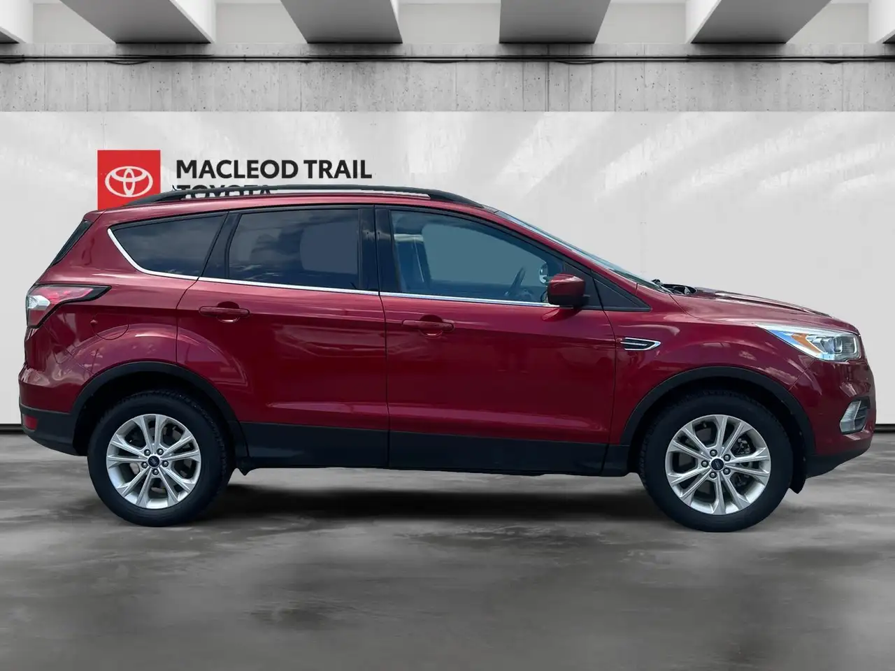 Ford Escape снимка Ford Escape