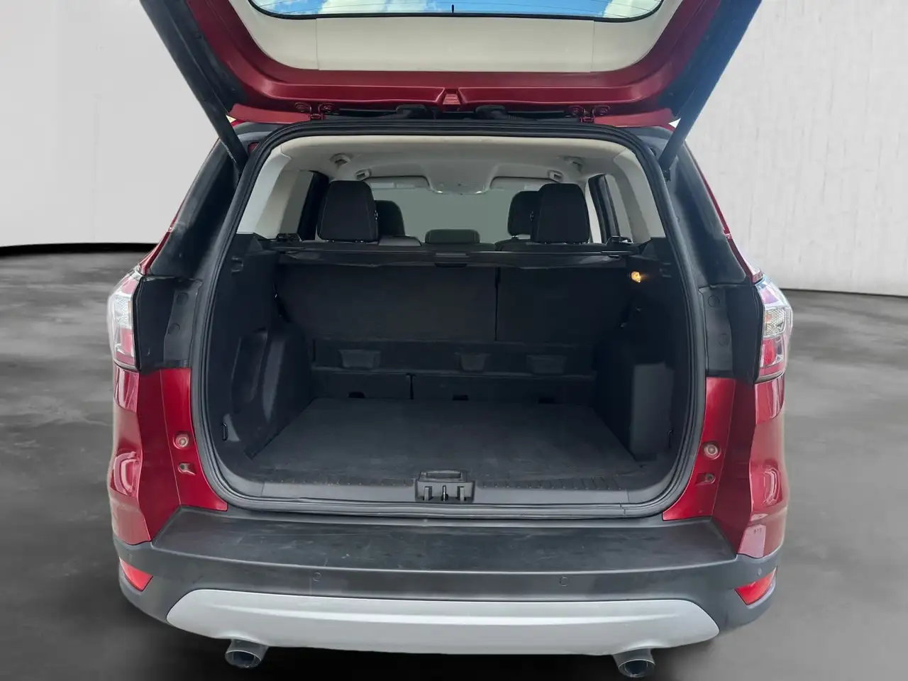 Ford Escape снимка Ford Escape
