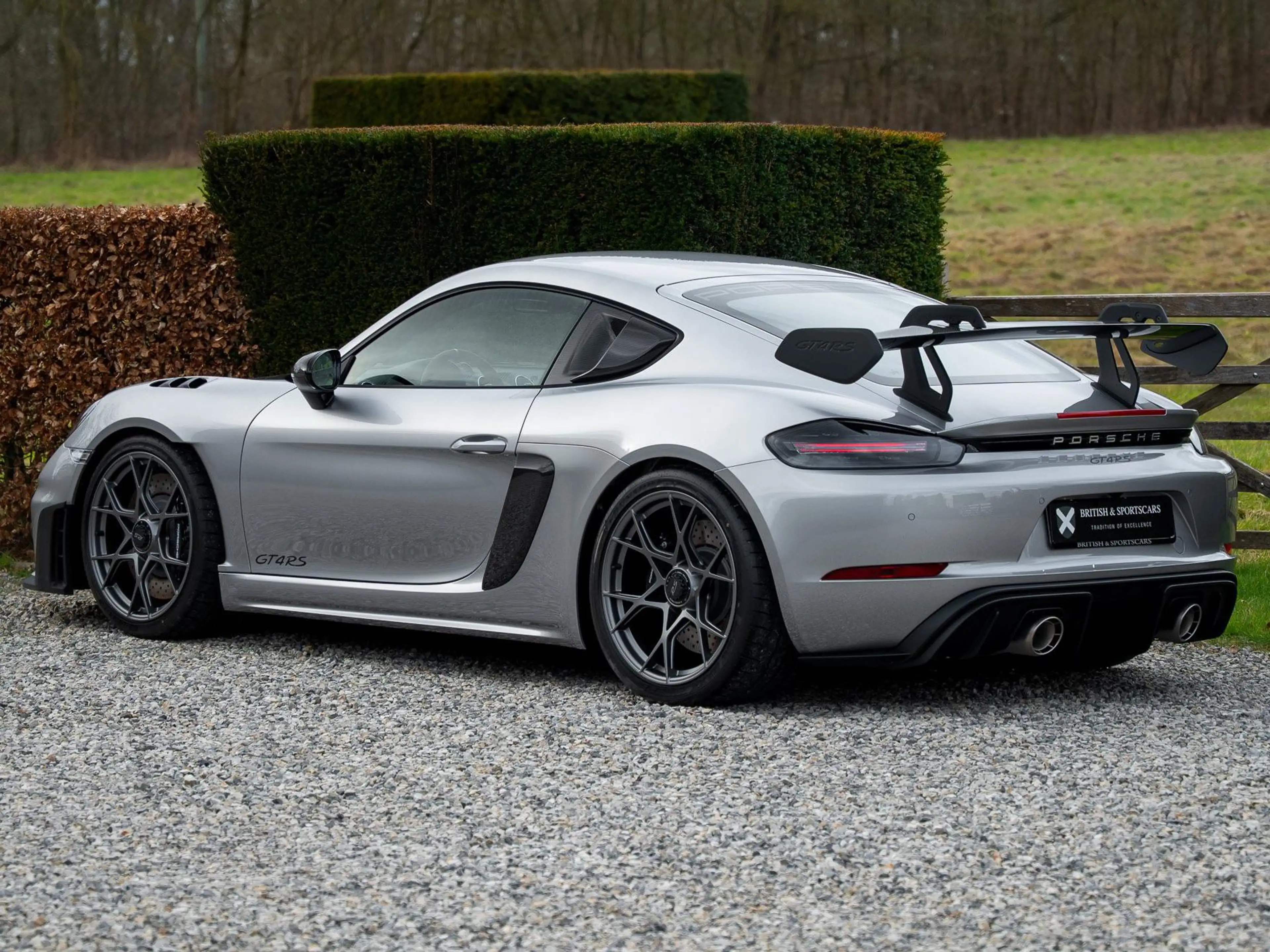 Porsche 718 GT4 RS / Delivery Mileage / Never registred — photo 4