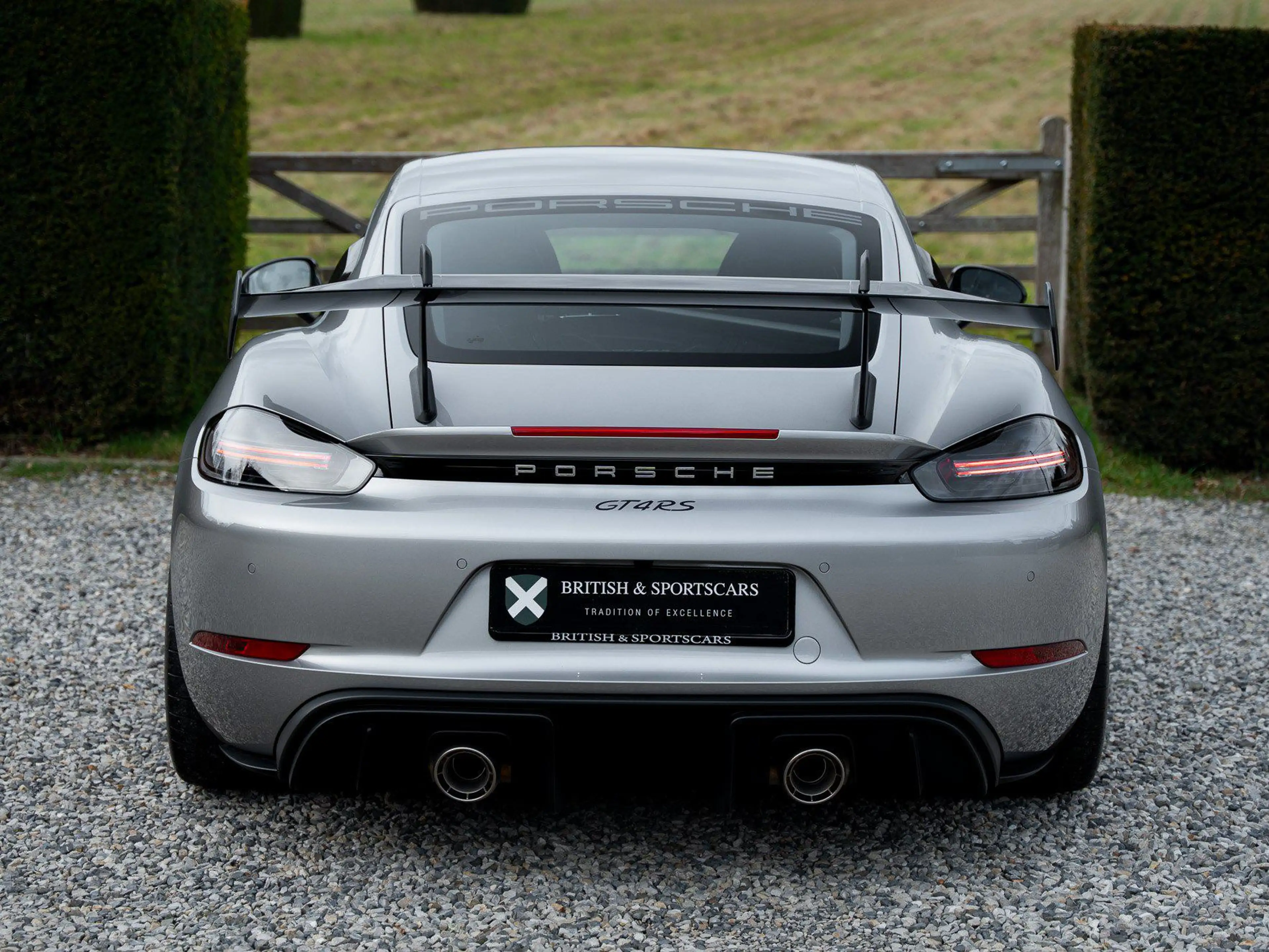 Porsche 718 GT4 RS / Delivery Mileage / Never registred — photo 5