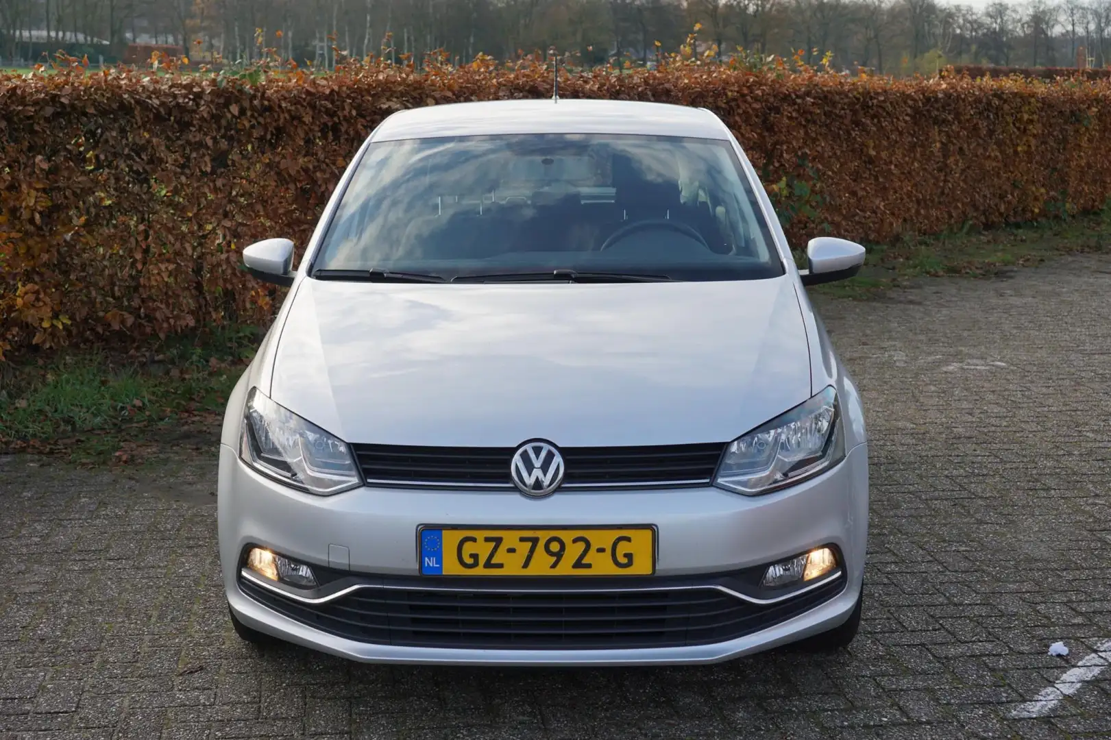 Volkswagen Polo 1.4 TDI Comfortline|1e Eigenaar|Dealeronderhouden Gris - 2