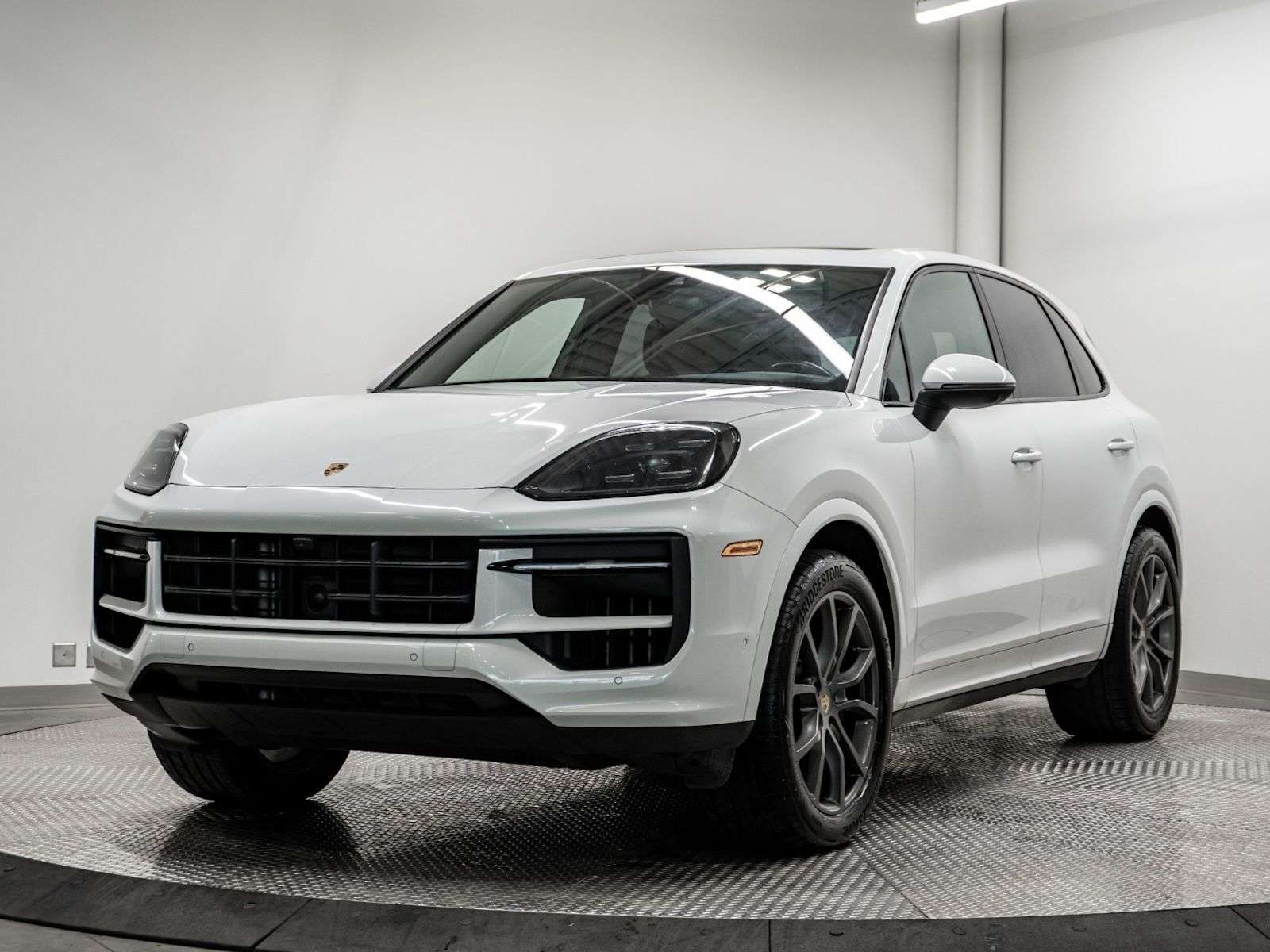 2024 Porsche Cayenne Premium Plus Package | SportDesign Front Fascia |